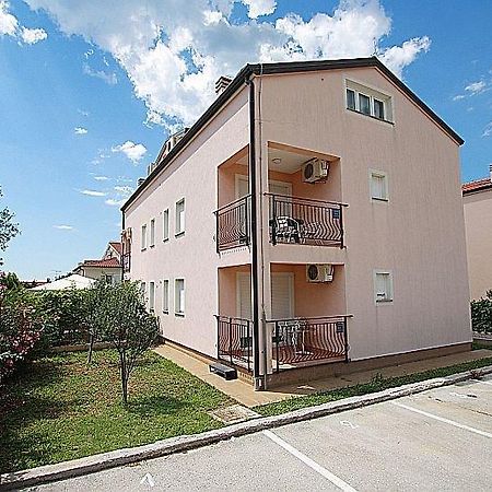 Apartment Bilic With Balcony โปเรช ภายนอก รูปภาพ